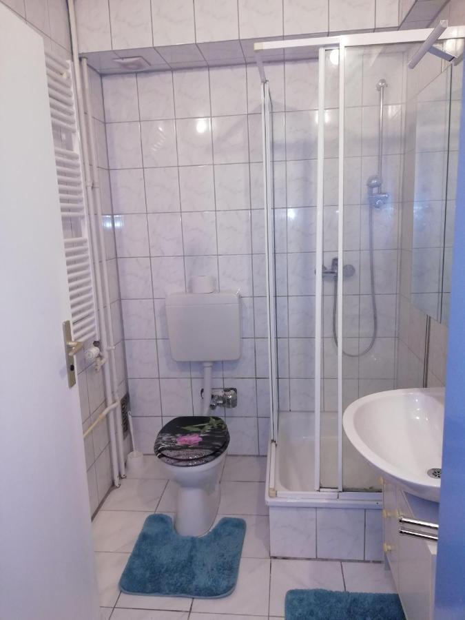 Apart-eg-01 Apartment *